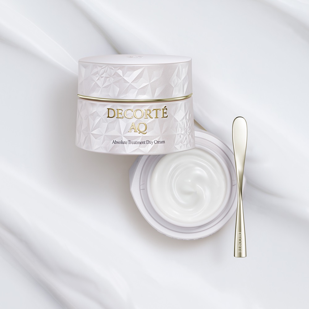 DECORTÉ AQ ABSOLUTE TREATMENT AWAKENING PROTECTIVE DAY CREAM-데코
